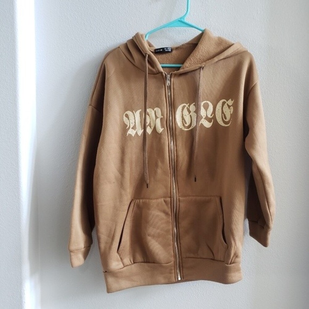 zip up hoodie